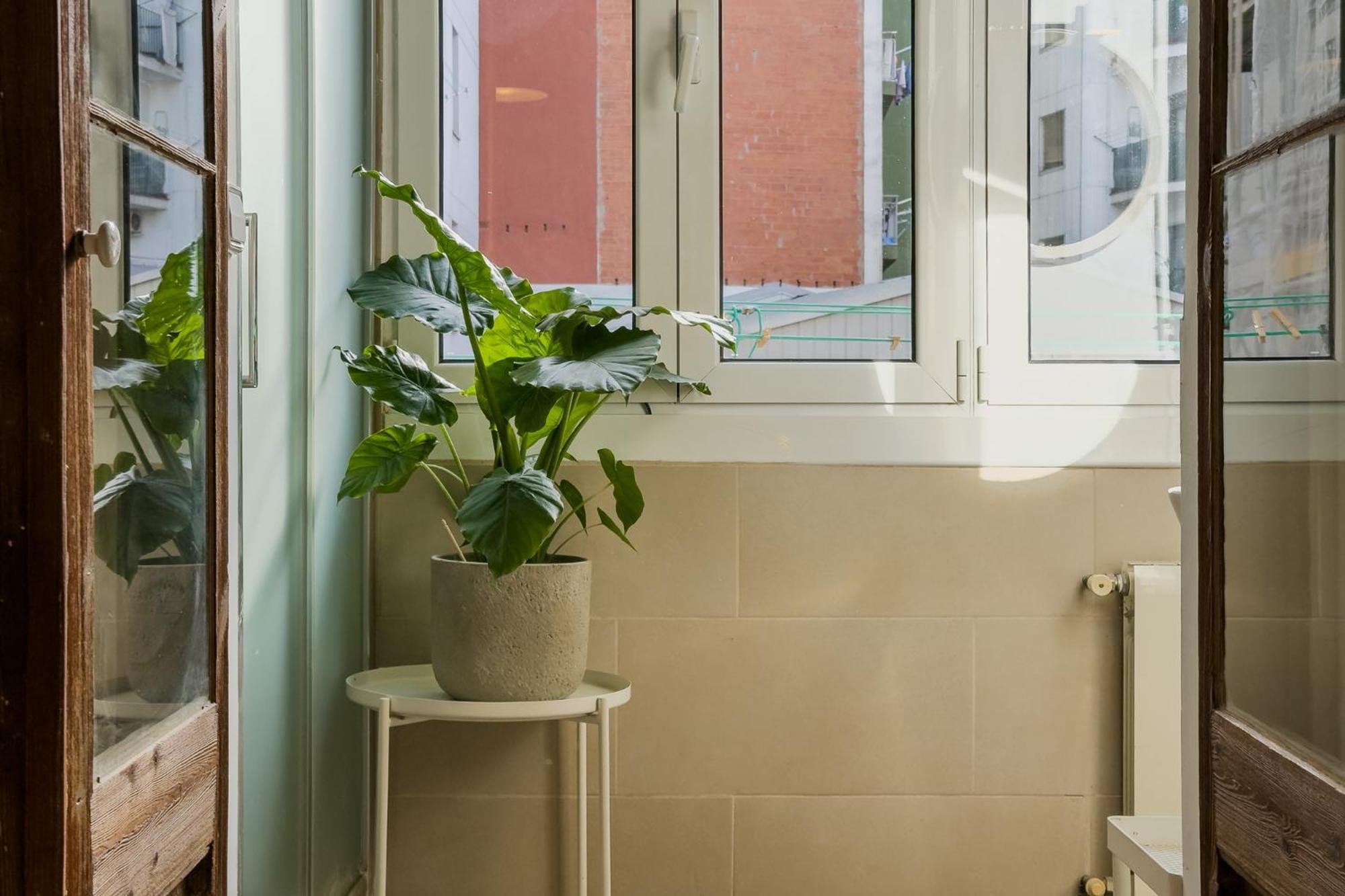 Magalhaes - Trad Flat In Poble Sec, Near Ramblas Barcelona Exterior foto